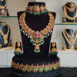 Premium Jadau Kundan Jewellery Set For Rent