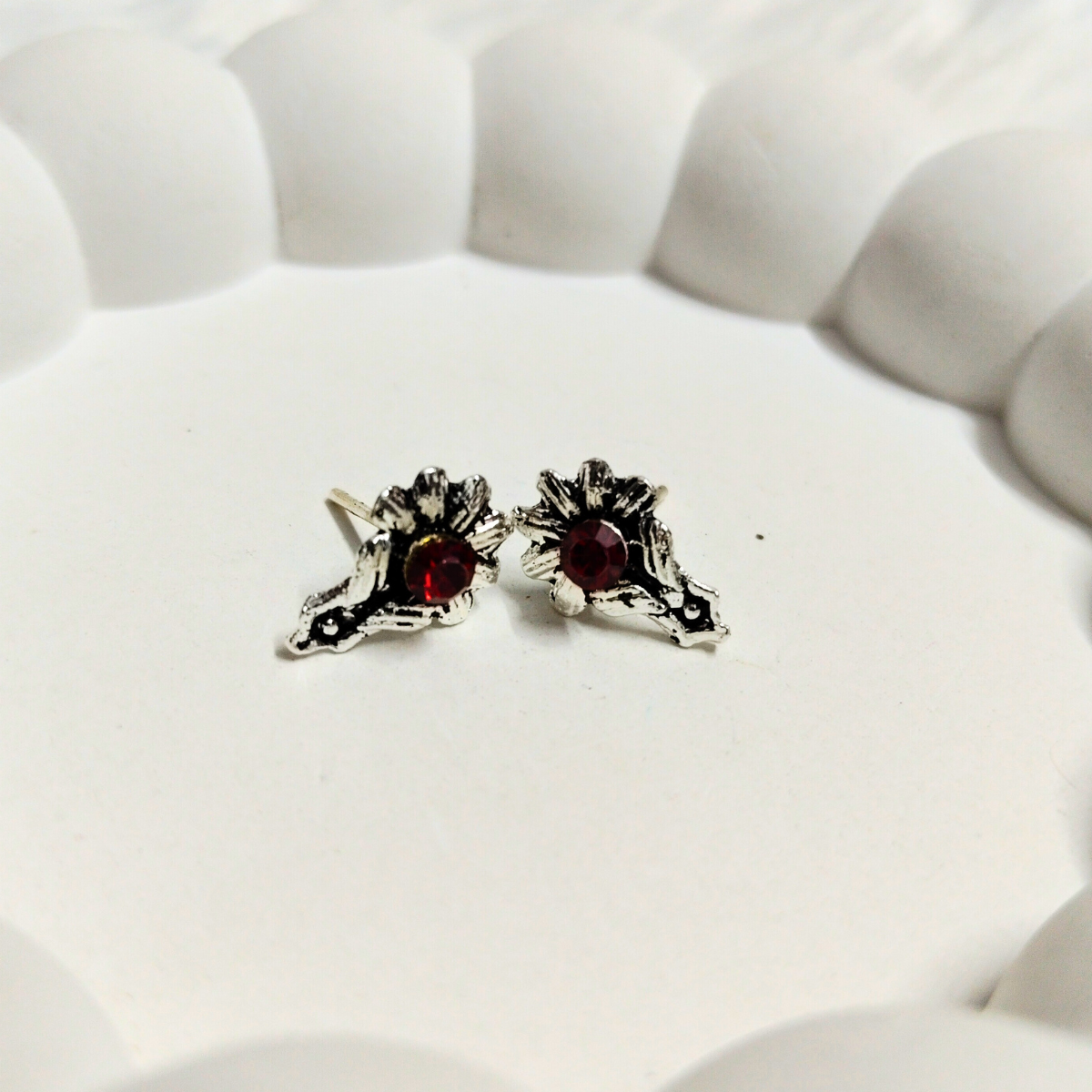 Vintage-1.png Vintage Silver Stud Earrings with Red Stone - Image 1