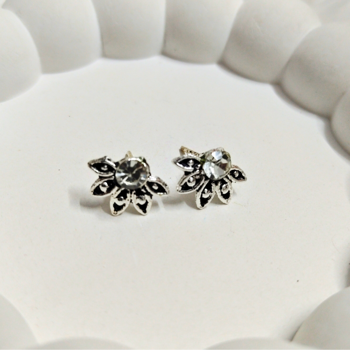 Vintage-5.png Elegant Vintage Flower Stud Earrings - Image 1