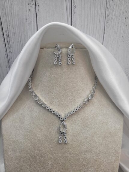 Riddhima American Diamond Set – White