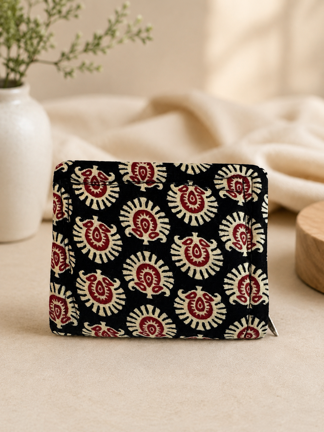 609528a5-2f62-44f0-895b-c43e8a2df015.png Handblock Inspired Fabric Wallet – Pattern 2 - Image 1