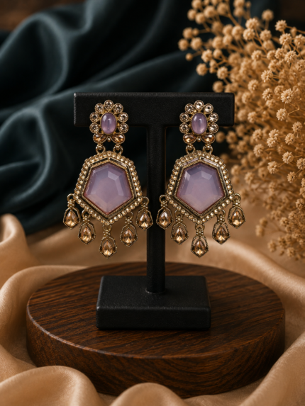 Neetu Statement Kundan Dangler Earrings – Lavender
