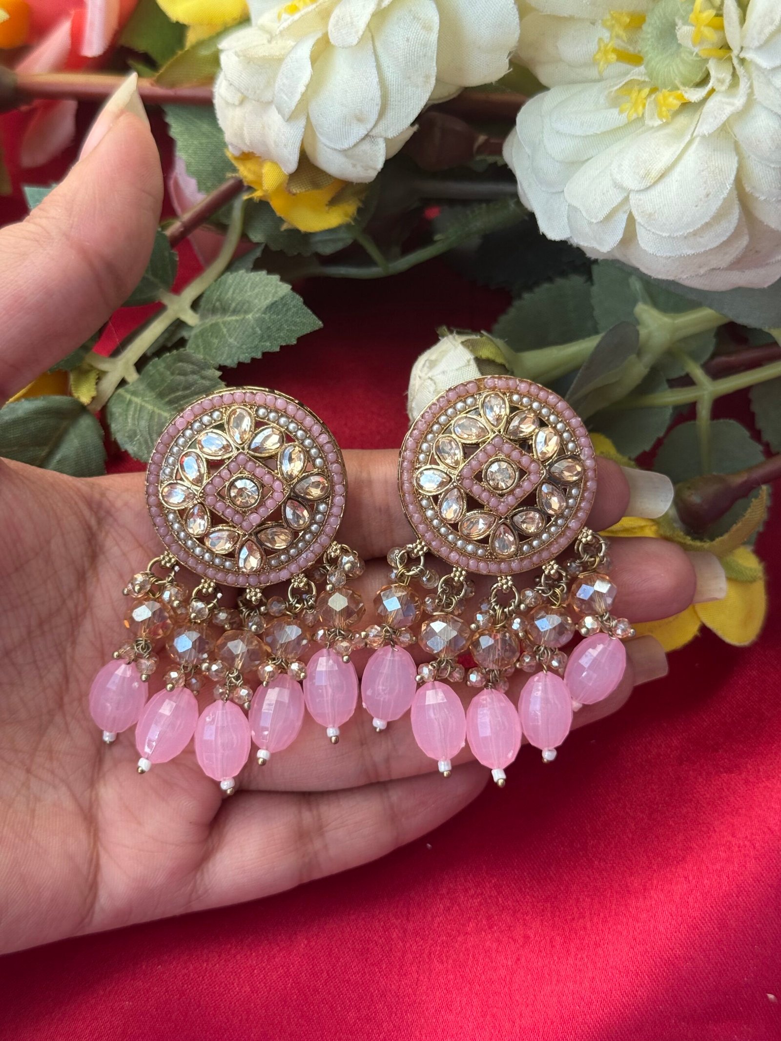Photo-03-01-25-4-27-35-PM-scaled-1.jpg Shakira Kundan Earrings – Light Pink - Image 1