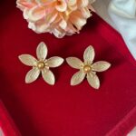 Flower Earrings – Golden