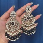 Sunidhi Kundan Earrings – Black