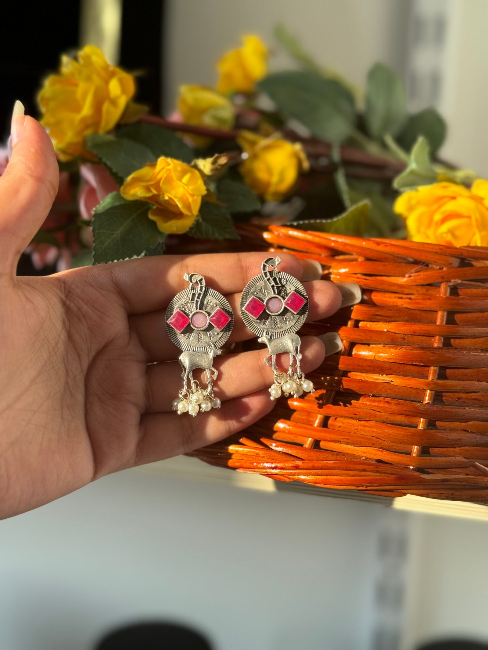 Photo-05-02-24-5-22-39-PM-scaled-1.jpg Premium Brass Earrings – Pink - Image 1