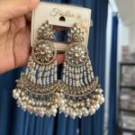 Antra Kundan Chandbali – White