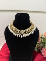 Asmi Kundan Set – White
