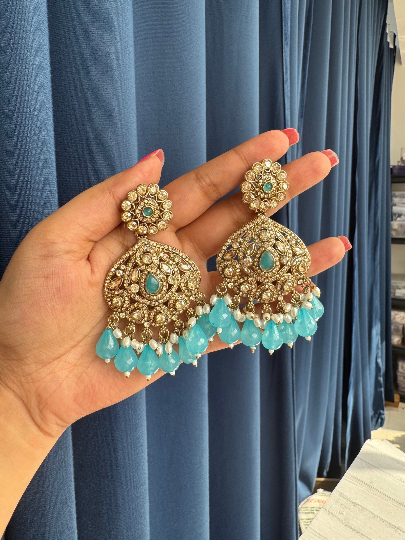 Photo-07-07-25-3-15-18-PM-scaled-1.jpg Seema Kundan Chandbali – Light Blue - Image 1