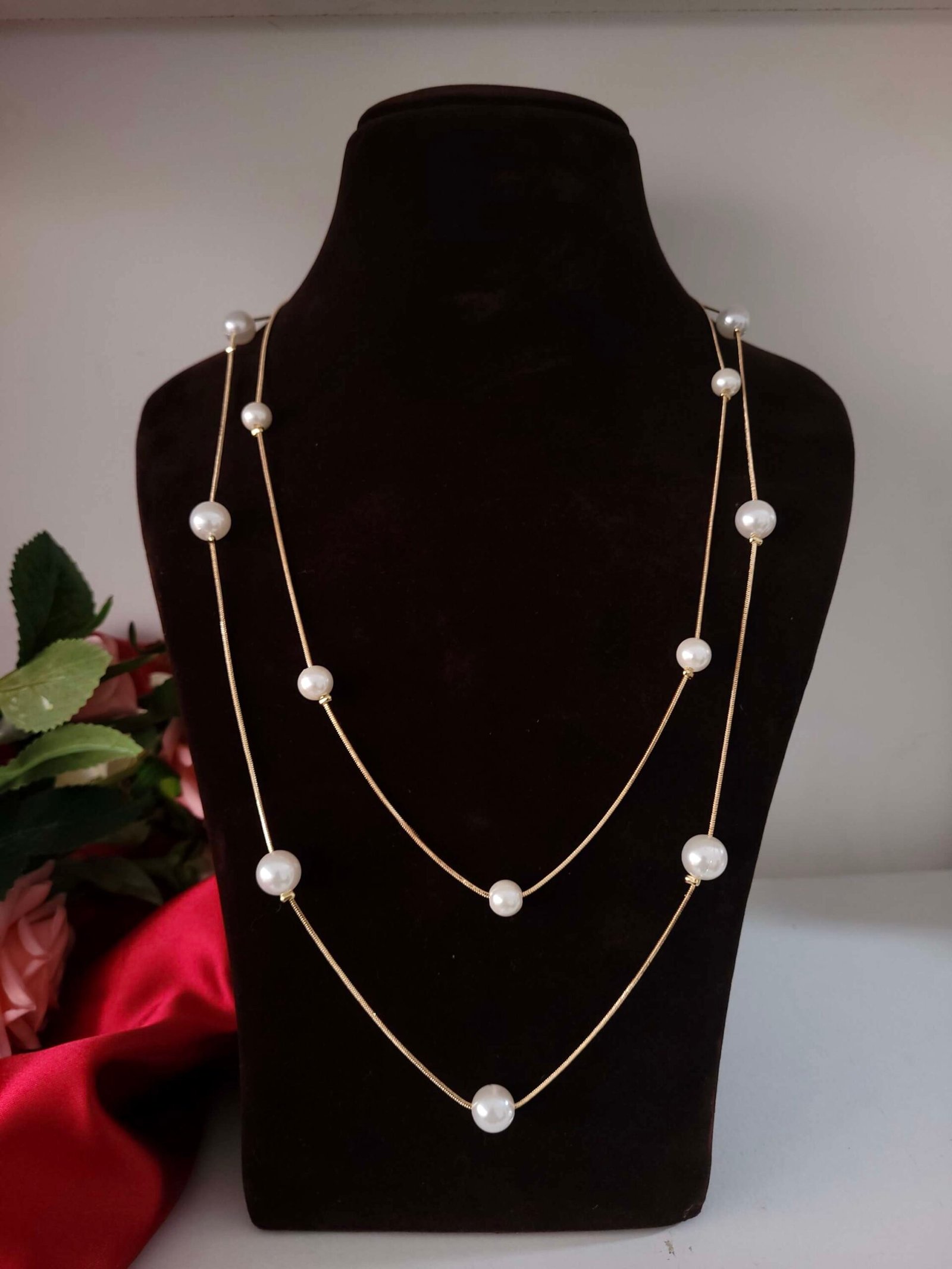 Photo-12-06-25-5-45-59-PM-scaled-1.jpg Pearl Long Chain ?? - Image 1