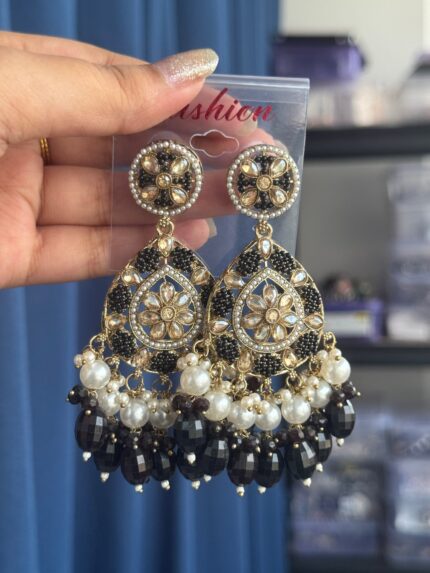 Rewati Kundan Earrings – Black