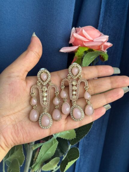 Jeevika Stone Earrings – Light Pink