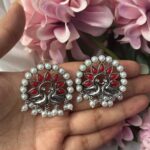 Bird Peal Studs – Red