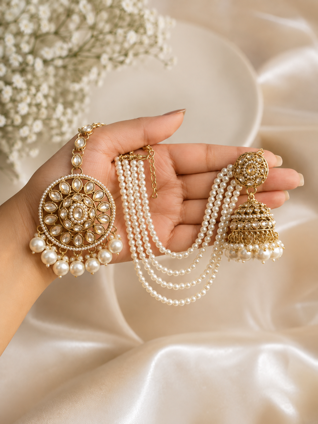 e291fbb4-a0b4-4fca-b76c-a54fca2c4c3d.png Zarina Bridal Kundan Pearl Earrings with Kaan Chain & Maang Tikka - Image 1