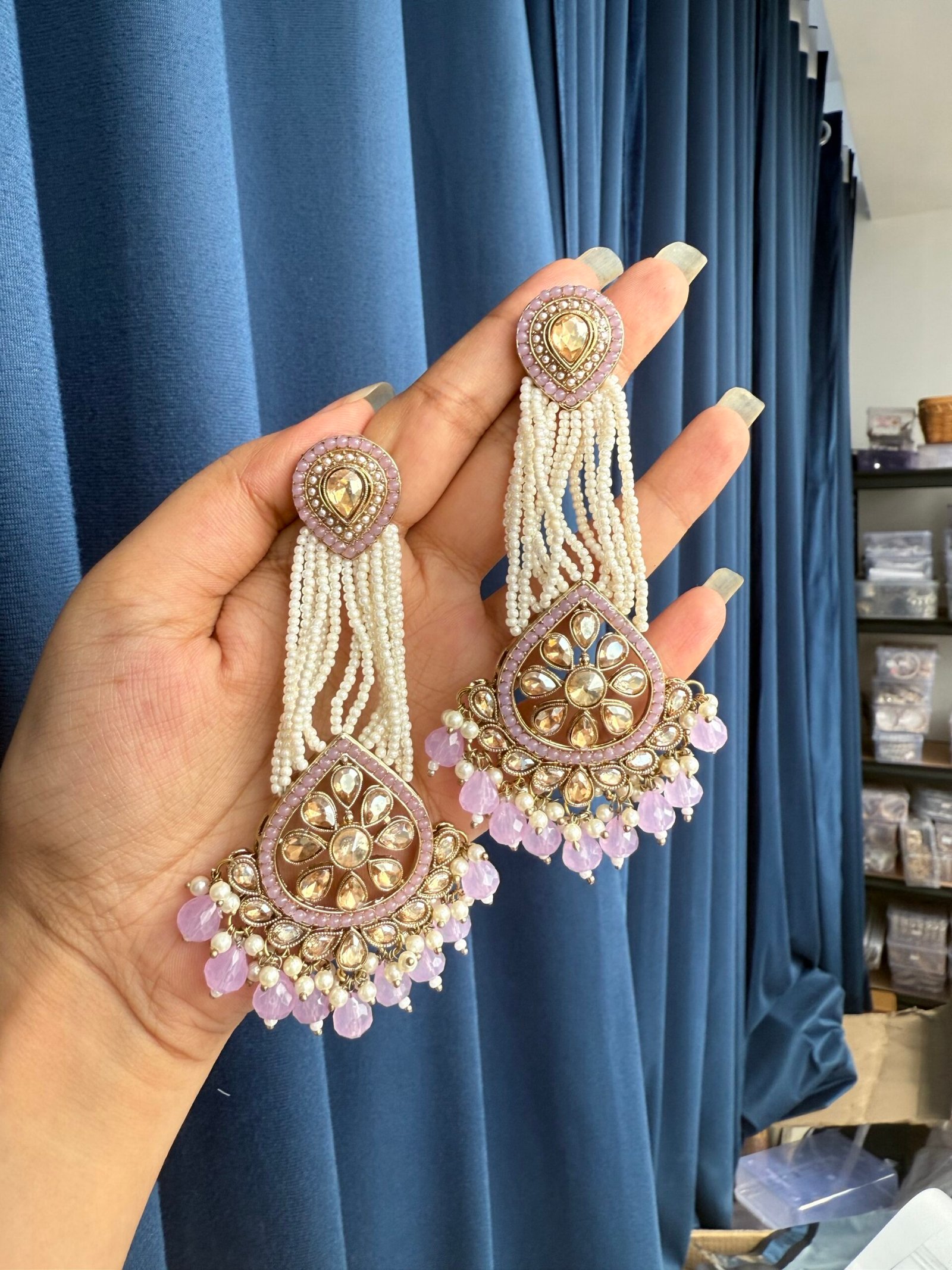 img_0040-scaled-1.jpeg Vrinda Kundan Pearl Earrings – Lavender - Image 1
