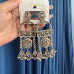 Nishika Kundan Earrings – Golden