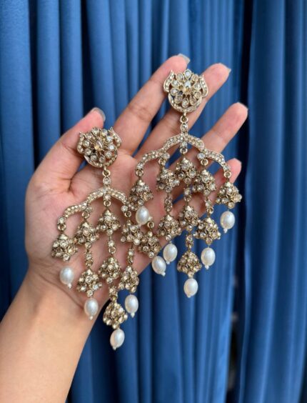 Gowri Kundan Earrings – White