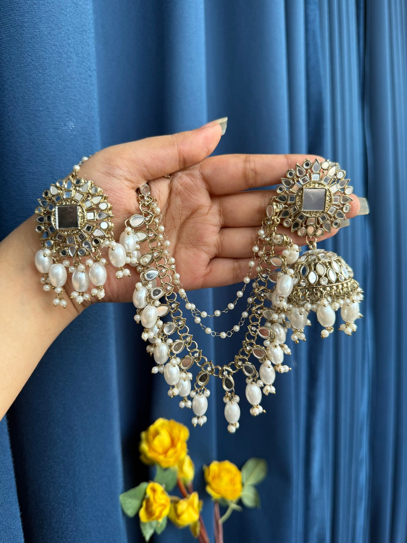 img_4024-scaled-1.jpeg Nirali Kundan Earrings With Mangtika - Image 1