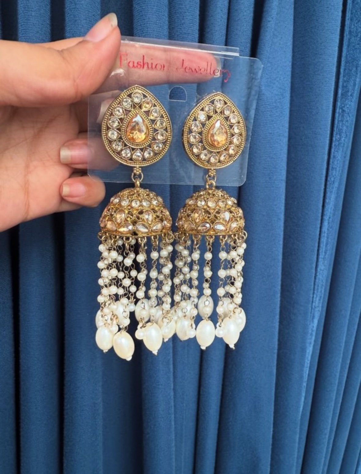 img_8725.jpeg Riwa Premium Kundan Jhumka – White - Image 1